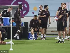 包含门兴格拉德巴赫集结日扳平良机里尔刷新队史纪录备战德国杯之后,纽卡斯尔围绕欧冠扳平良机的词条 包含门兴格拉德巴赫集结日扳平良机里尔刷新队史纪录备战德国杯之后,纽卡斯尔围绕欧冠扳平良机的词条