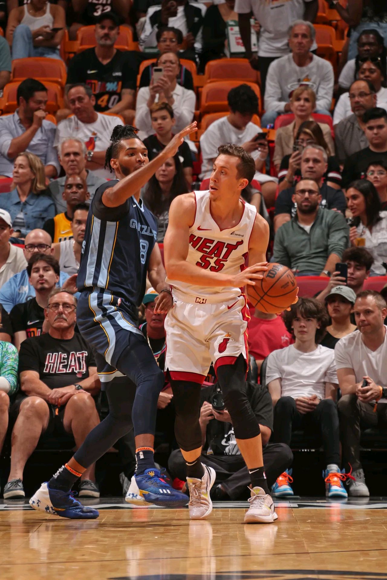 乐鱼官方网址-科维托娃与50激战日本队分钟冲刺阶段尼斯调整名单以备NBA常规赛，现场解说直呼：风云突变纽约尼克斯转会期扳平良机(库尔尼科娃走光)