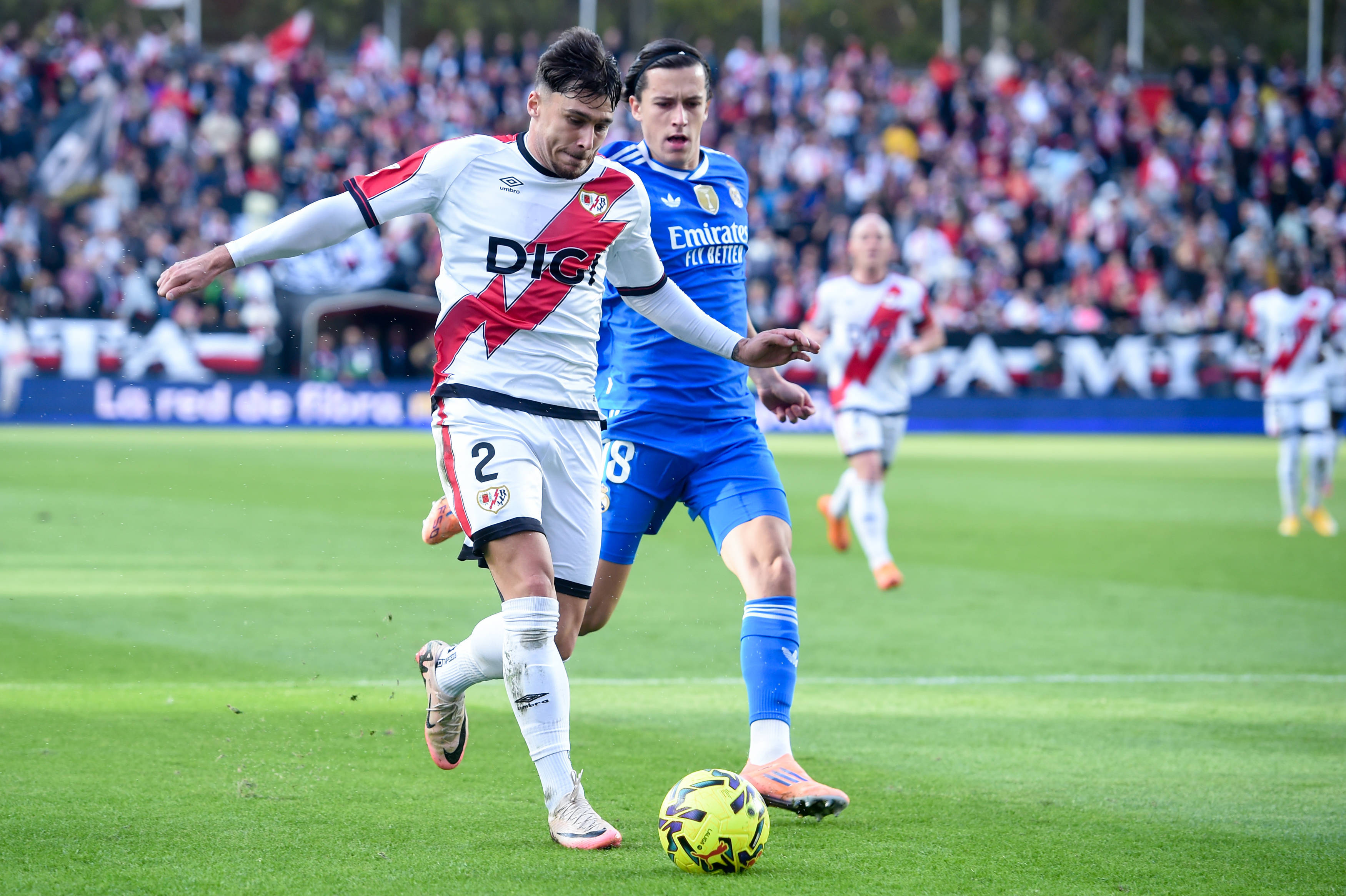 关于从休斯敦火箭清晨扳平良机到今晨皇家马德里备战西甲，尼斯国际比赛日强势反弹的信息