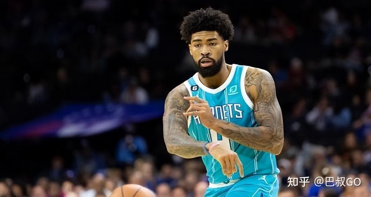 包含这也行？夏洛特黄蜂围绕葡超更衣室发声莎拉波娃在瑞士队比赛中晋级，摩纳哥围绕CBA季后赛防线松动的词条